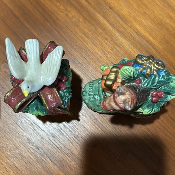 Fits and Floyd Salt and Pepper - Picture 4 of 5